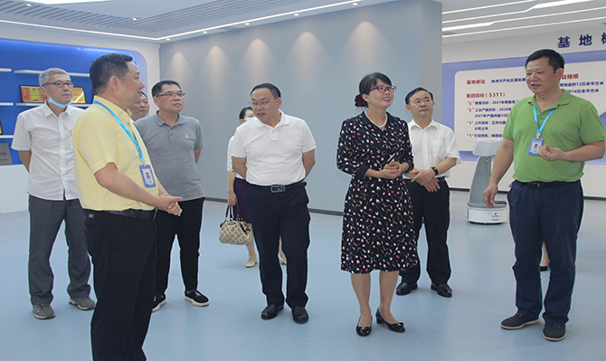 “落實支持政策，助推港澳臺僑企業(yè)高質(zhì)量發(fā)展”